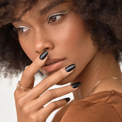 Capsules Impress Press-On Nails de la marque KISS – manucure tendance facile et rapide à appliquer