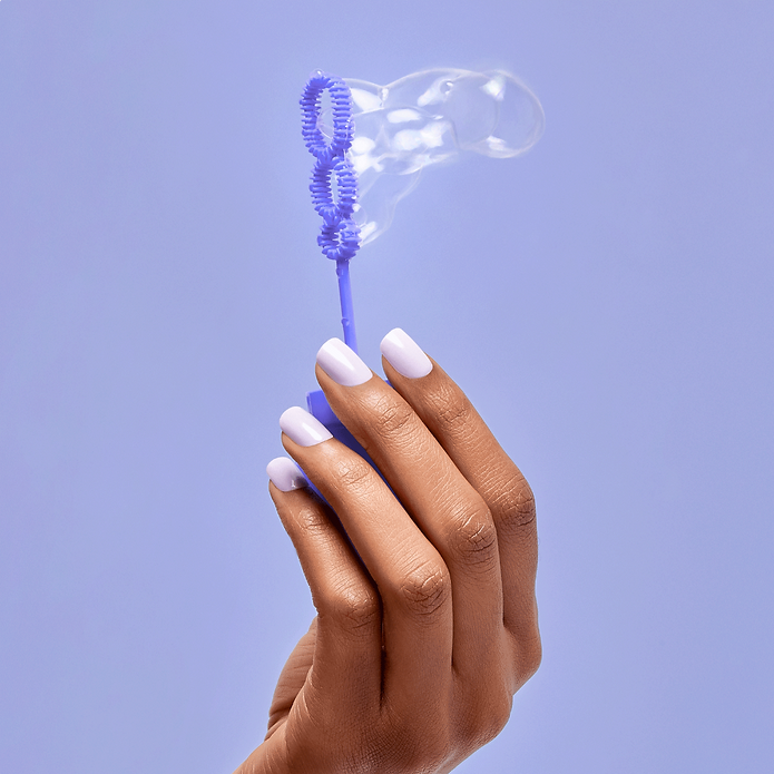Faux ongles Impress-Kiss Picture Purplect disponibles sur Routine Glow Up, teinte violette tendance, pose rapide sans colle, look élégant